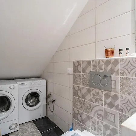 The Quiet Corner Of Skopa Street Páros