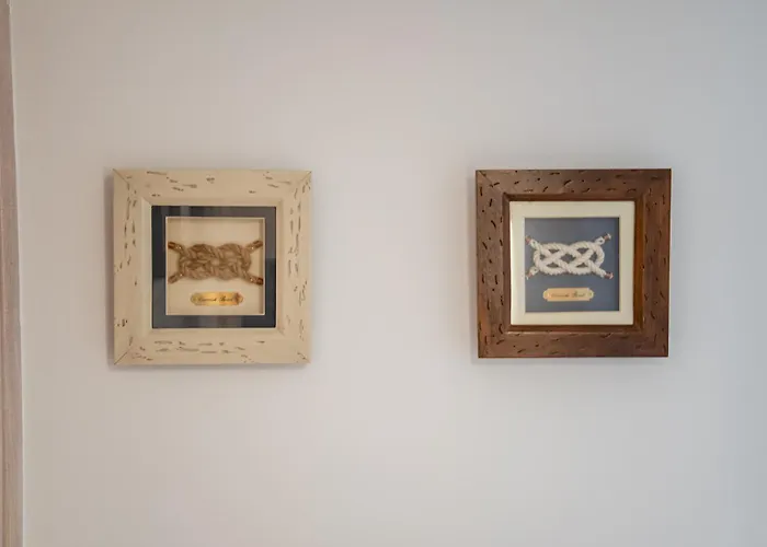 The Quiet Corner Of Skopa Street Πάρος