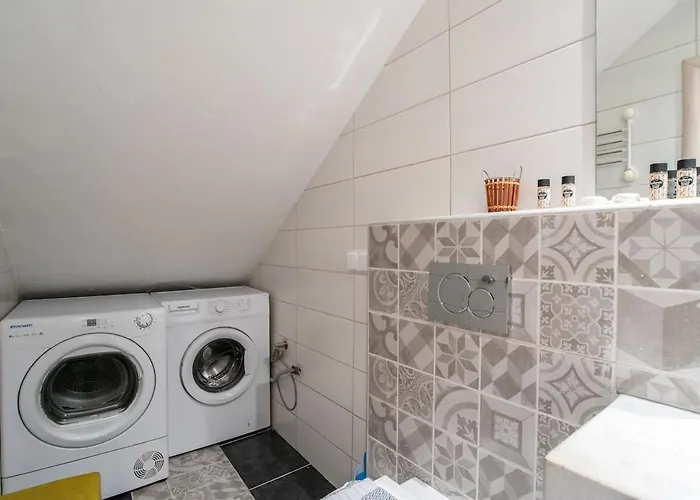 The Quiet Corner Of Skopa Street Πάρος