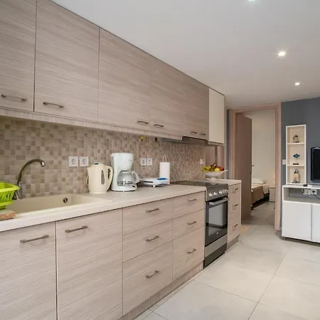 The Quiet Corner Of Skopa Street Apartment Parikia (Paros)