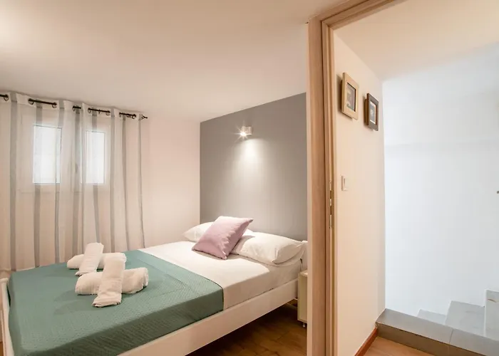 The Quiet Corner Of Skopa Street Páros